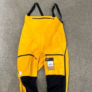 North Face Summit L5 Bib pant size Large